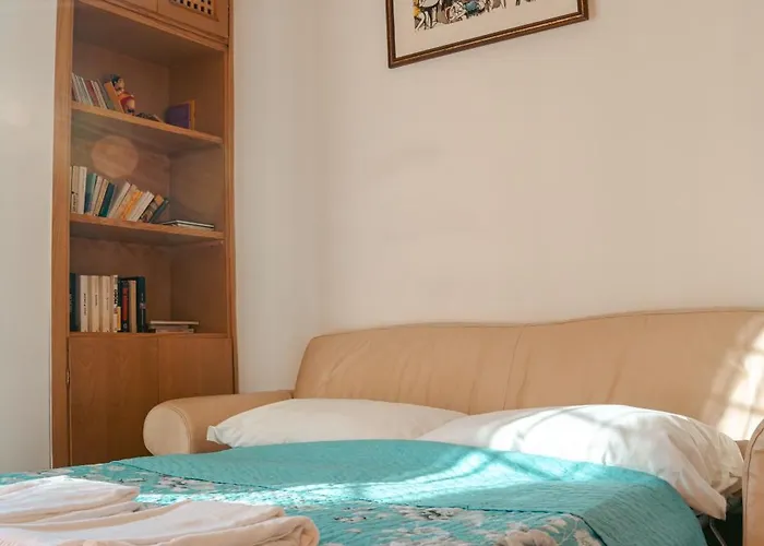 Apartment Domus Aurelia Colibri Comfort & Terrace *
