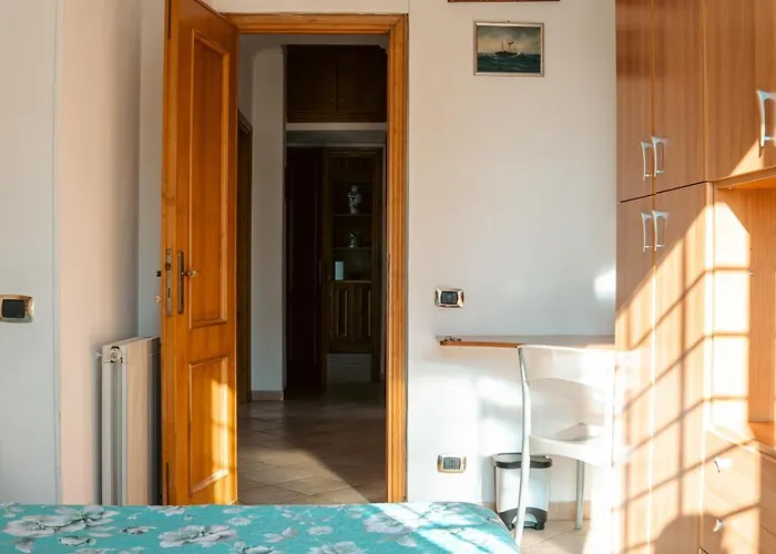 Domus Aurelia Colibri Comfort & Terrace Apartment *