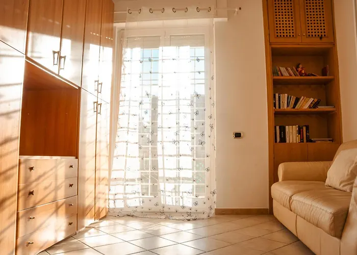Domus Aurelia Colibri Comfort & Terrace Apartment *